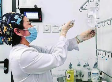 医院护士国产在线观看,护士在线，温情守护